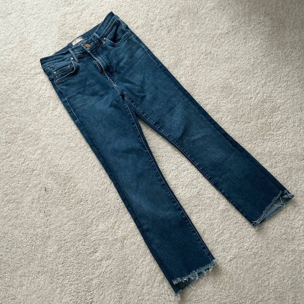 MOTHER Cropped Jeans in Rich Blue